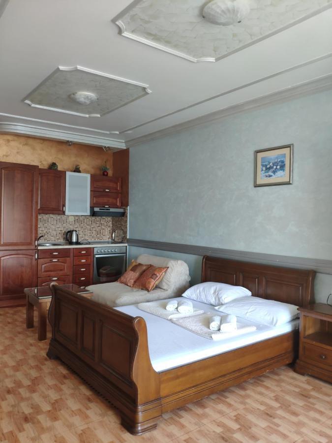 Stevic - Monaco Budva